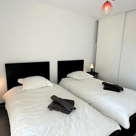 Apartment Le Rivage-t3 Vue Mer-50m De La Mer-piscine-parking-wifi *