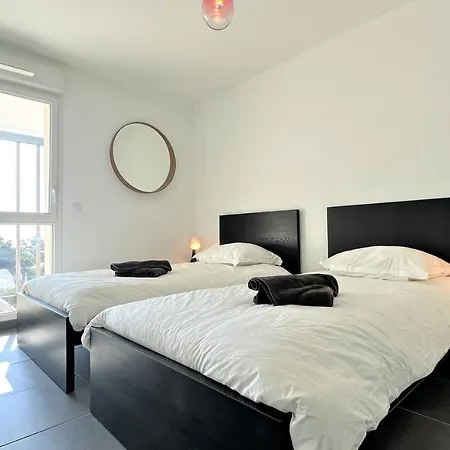 Le Rivage-t3 Vue Mer-50m De La Mer-piscine-parking-wifi Apartment