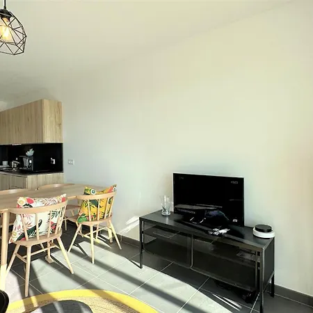 Le Rivage-t3 Vue Mer-50m De La Mer-piscine-parking-wifi *